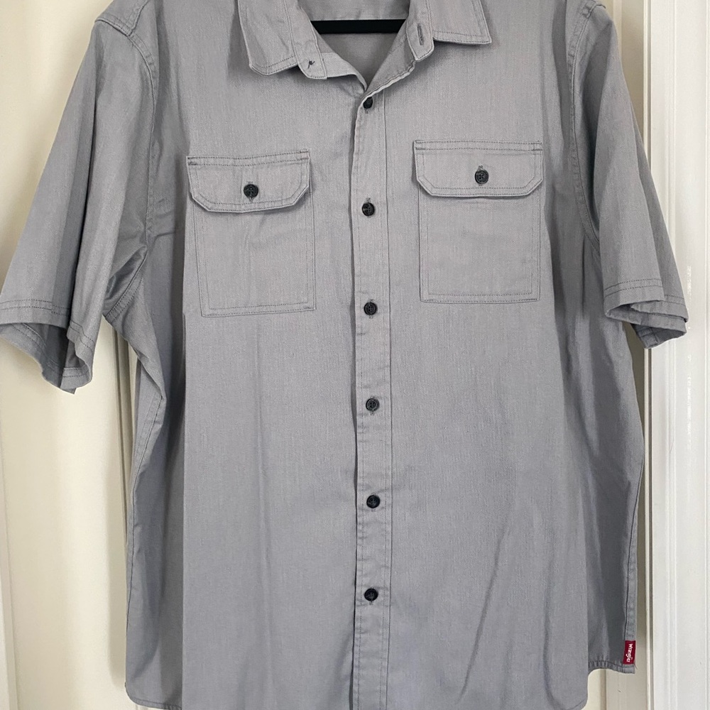 Wrangler Gray Casual Button Down Shirt Short Sleeves